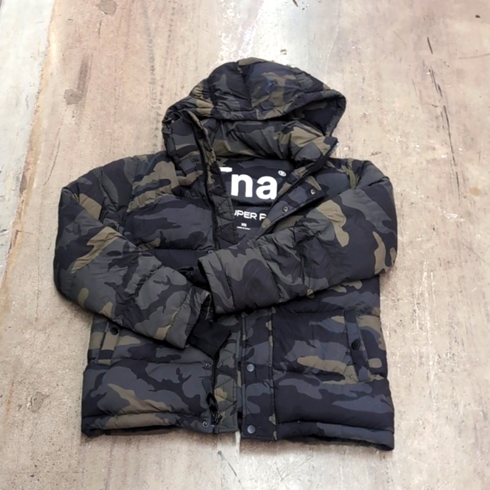 Aritzia super puff xs